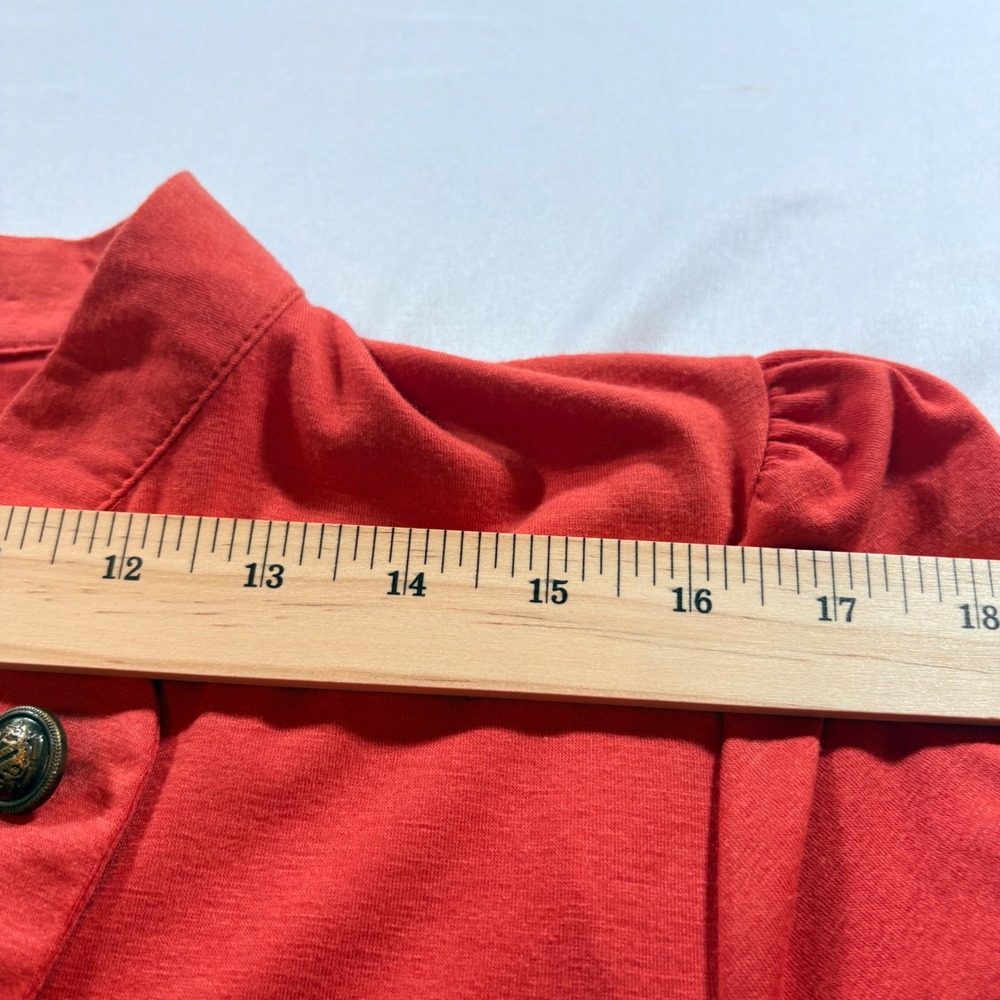 L8tr Bubble Hem Top Womens XL Red Split Neck Crest Button Short Sleeve Knit - Picture 6 of 8